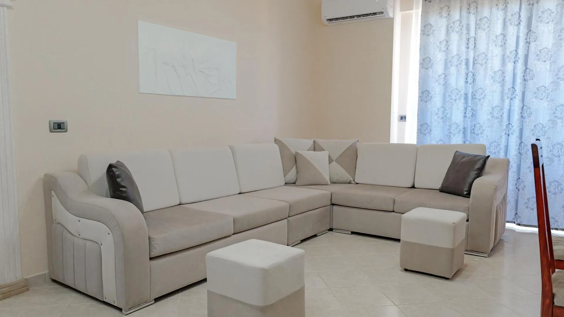 Valentina Apartment 2 Σαράντα