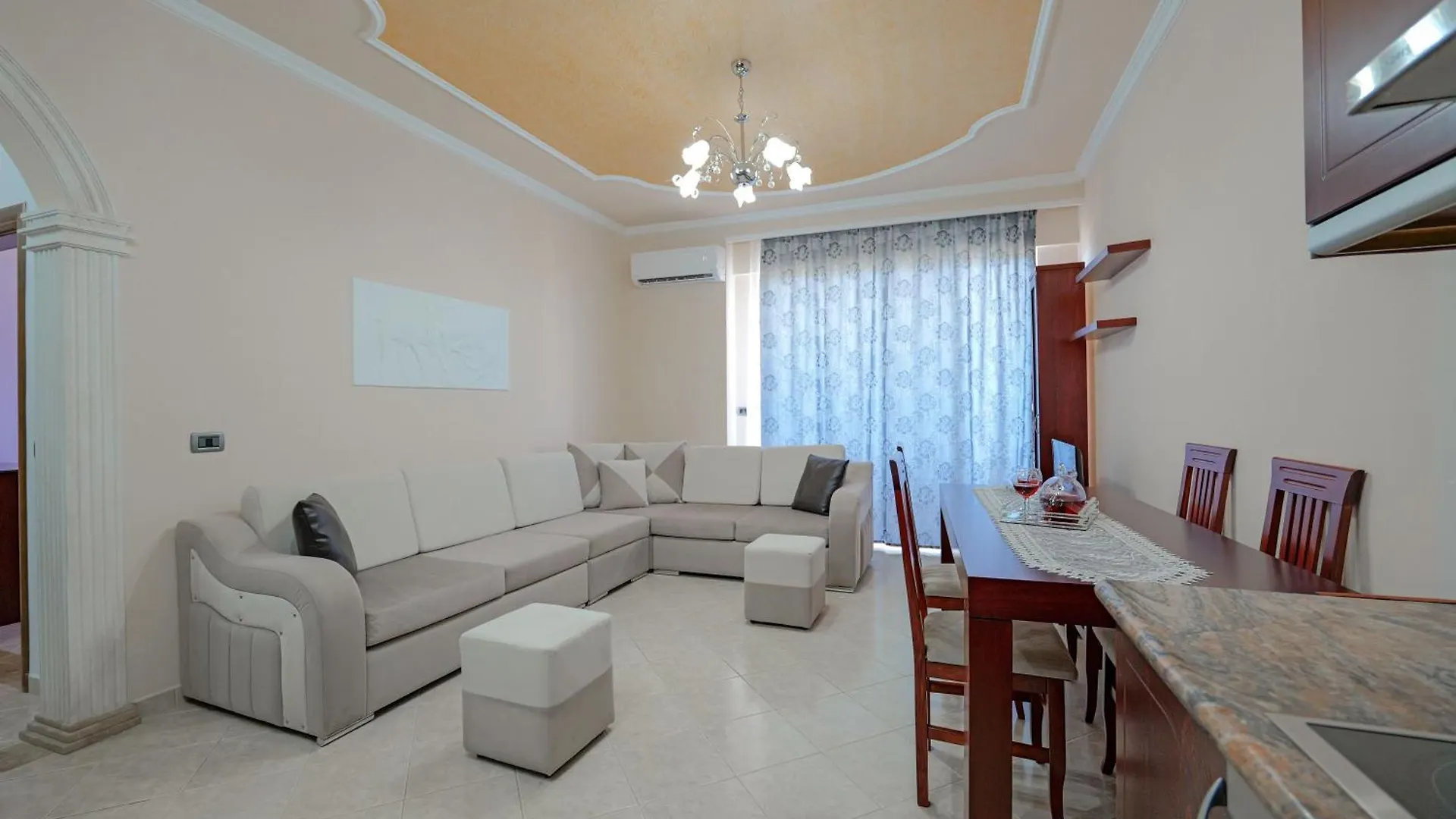 Valentina Apartment 2 Σαράντα